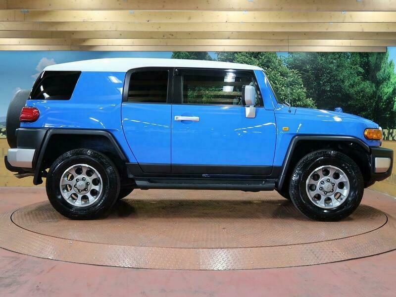 FJ CRUISER-69