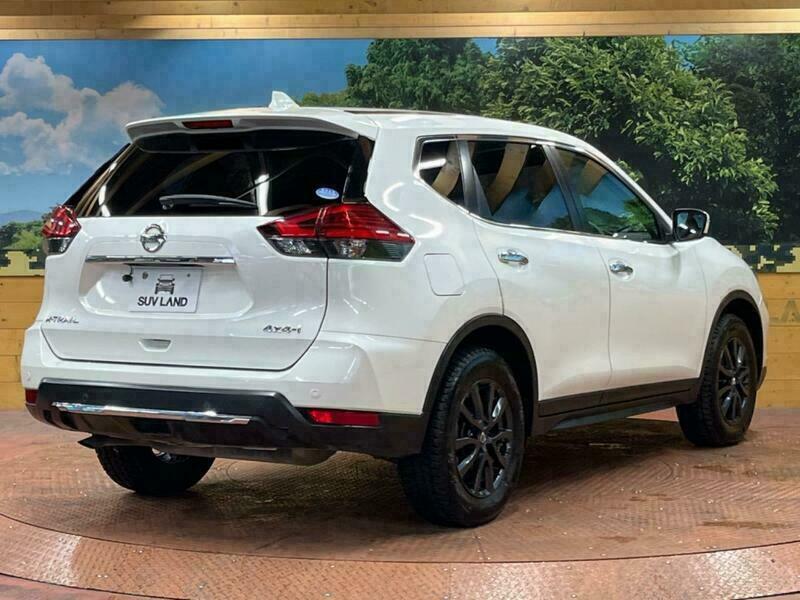 X-TRAIL-21