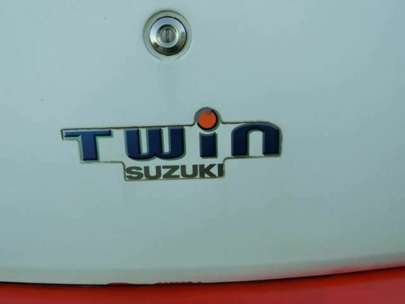 TWIN-23