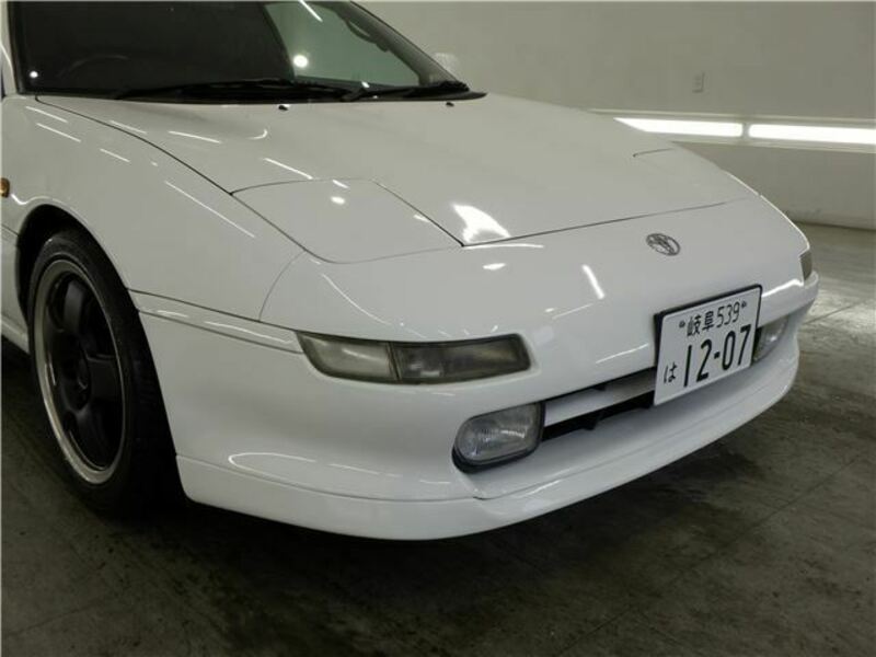 MR2-9