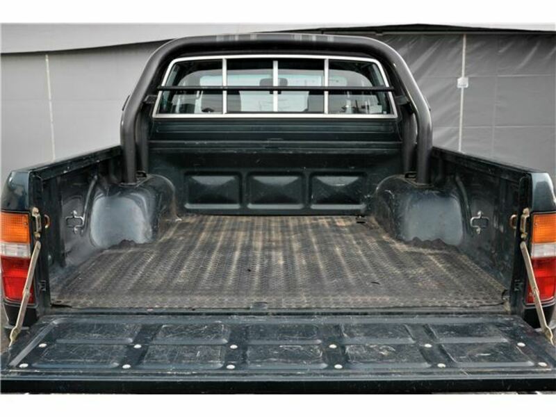 HILUX
