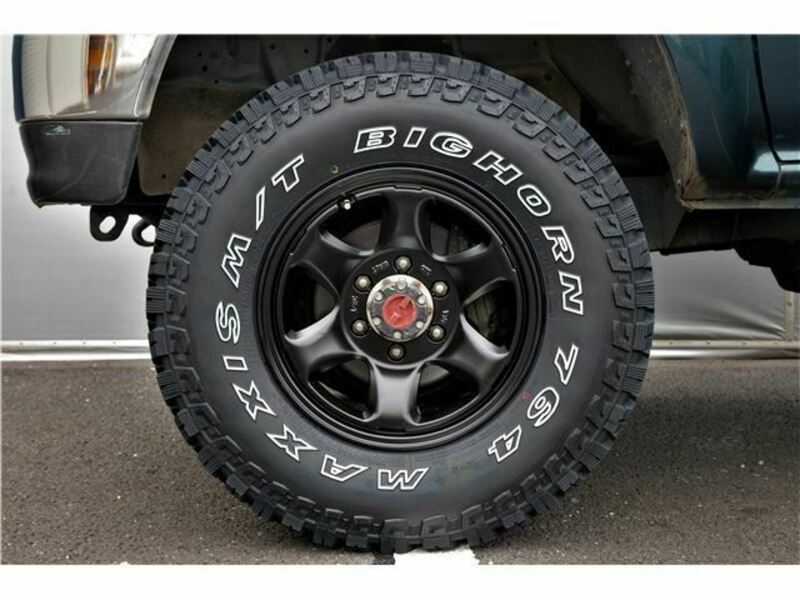 HILUX