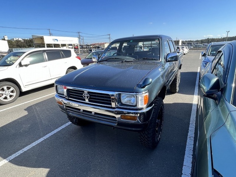 HILUX-0