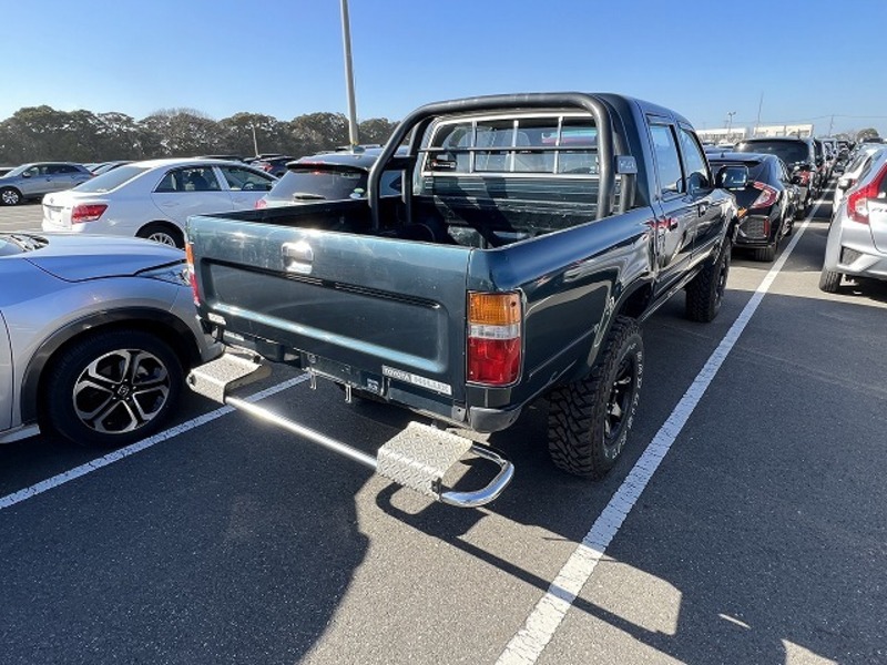 HILUX