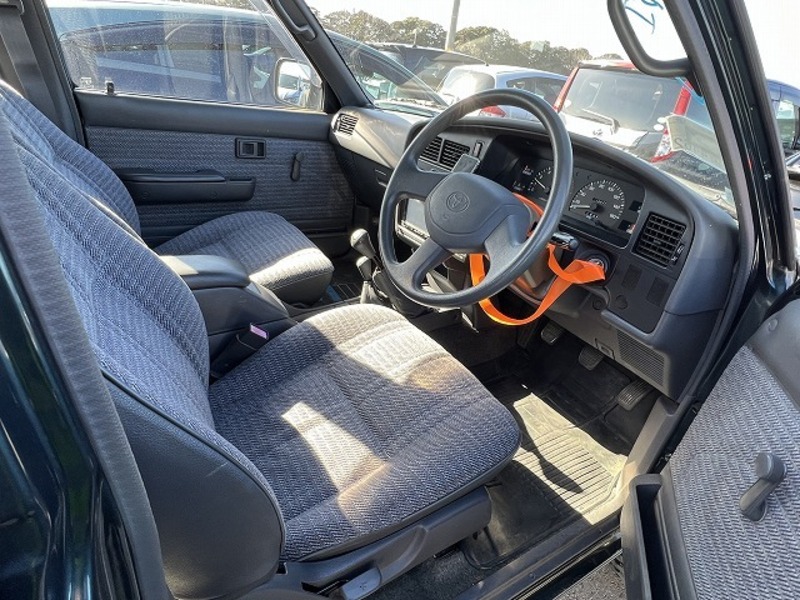 HILUX