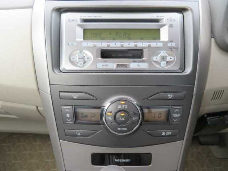 COROLLA AXIO