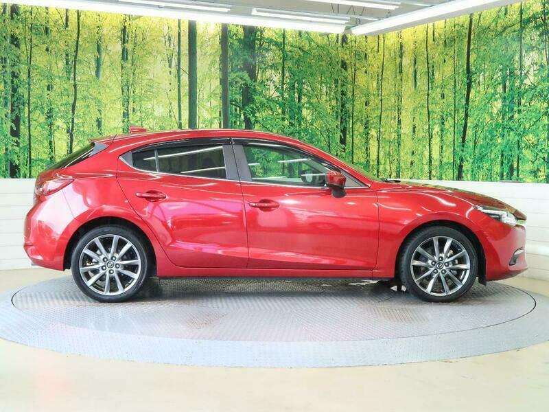 Axela Sport