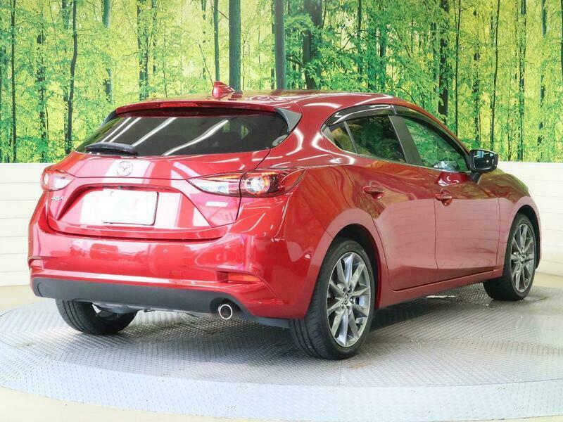 Axela Sport