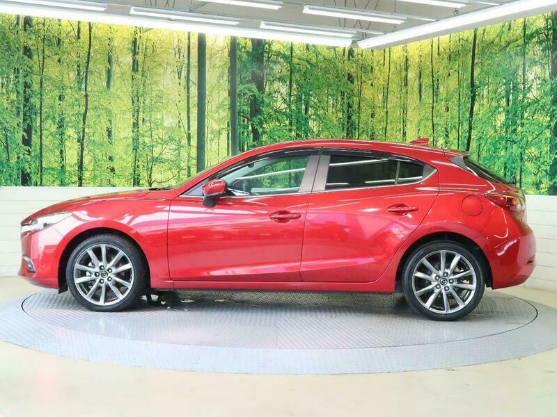 Axela Sport