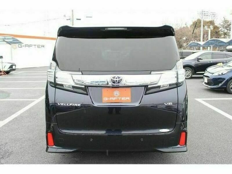 VELLFIRE-7