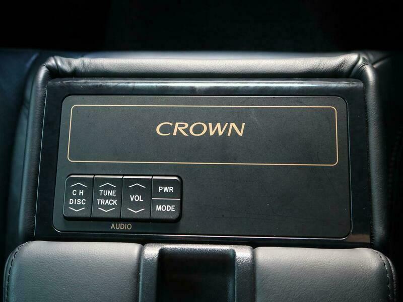 CROWN-10