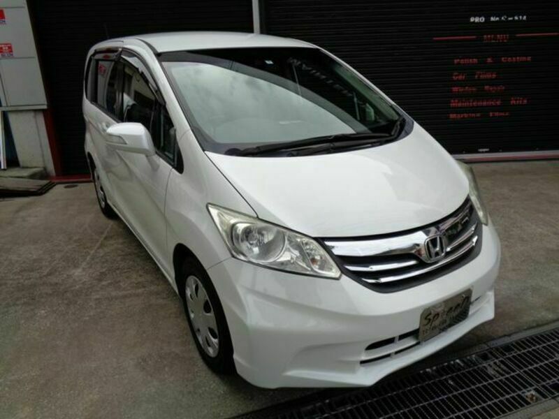 HONDA　FREED