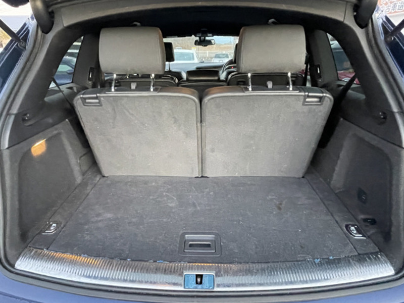 Q7