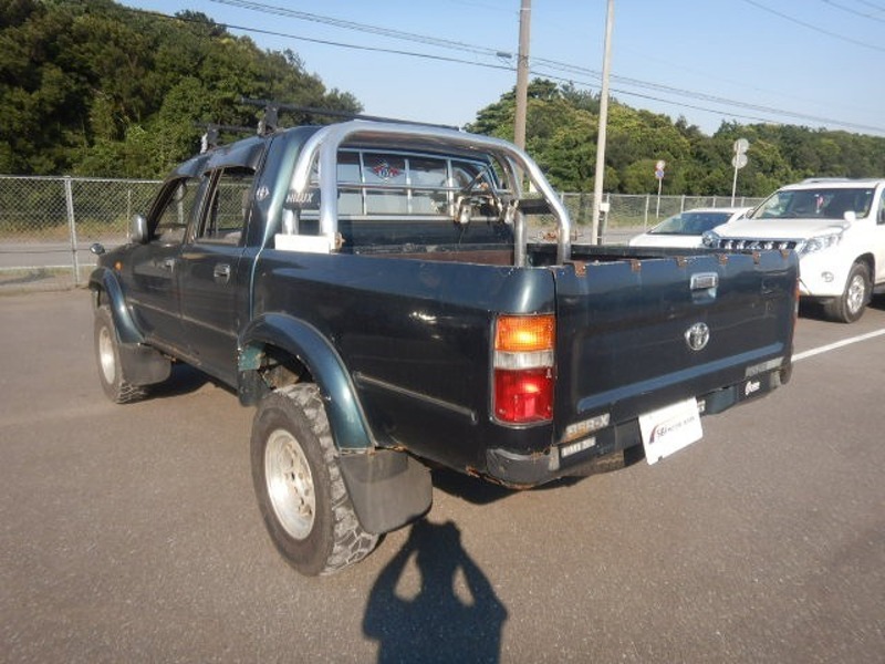 HILUX