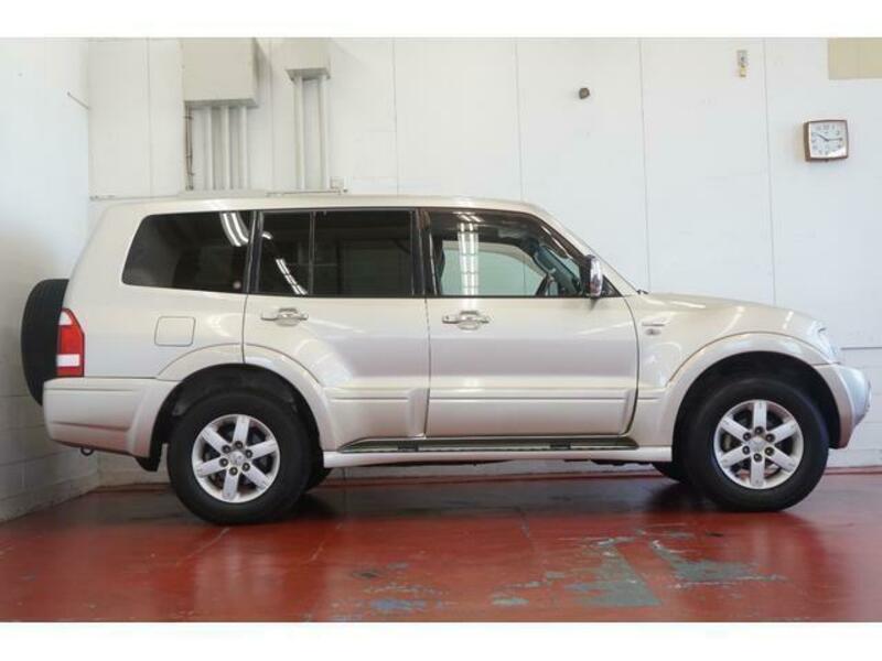 PAJERO-3