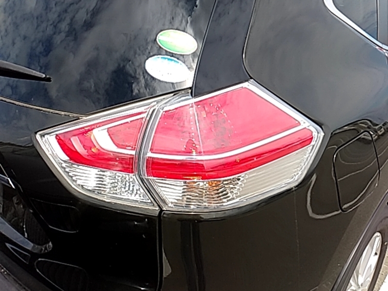 X-TRAIL HYBRID