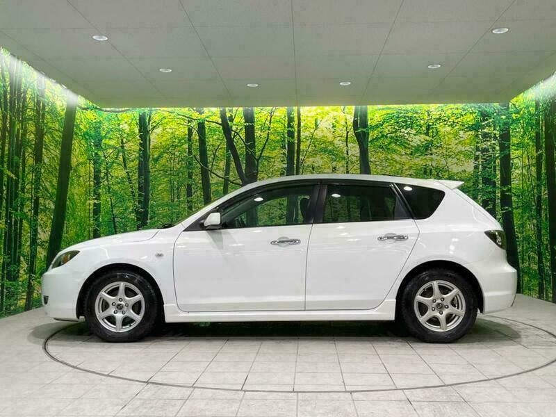 Axela Sport