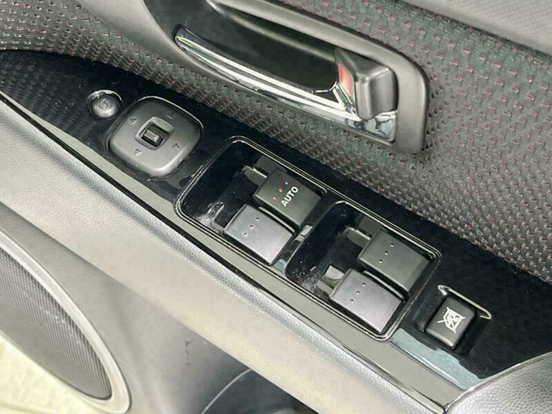 Axela Sport