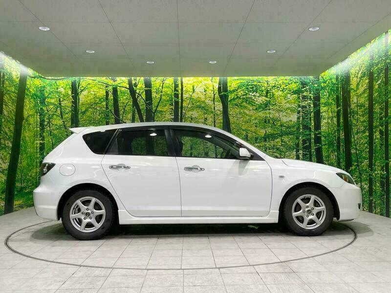 Axela Sport