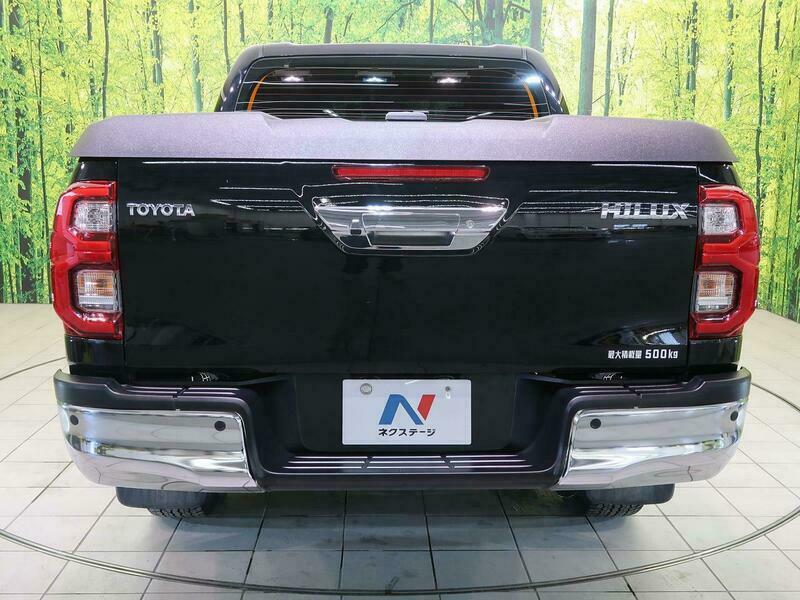 HILUX