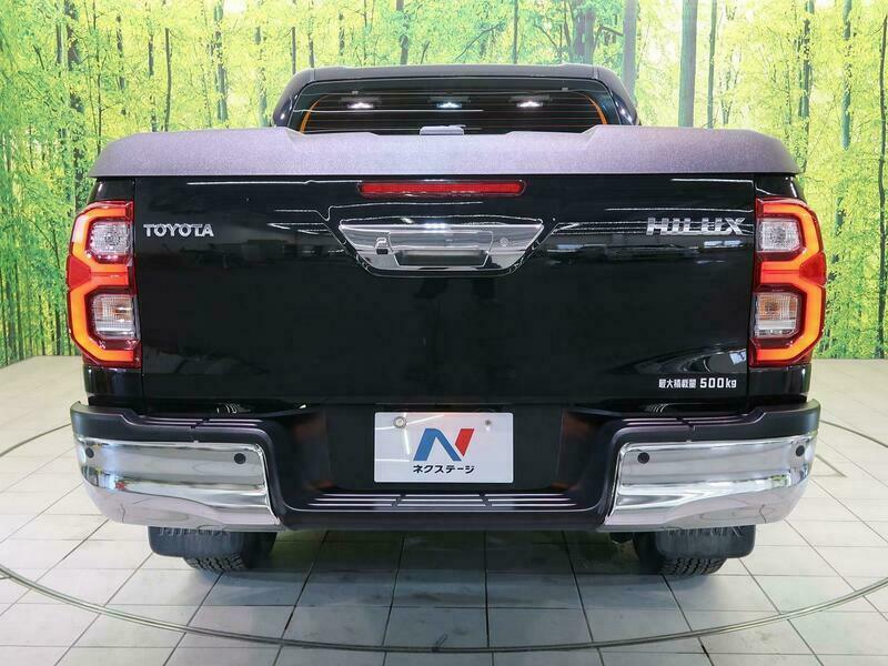 HILUX