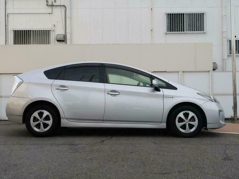 PRIUS-49