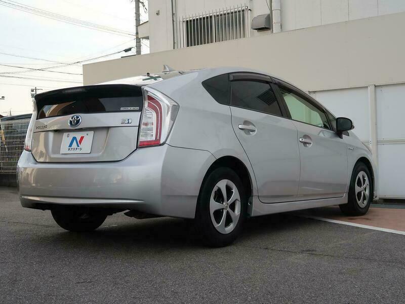 PRIUS-15