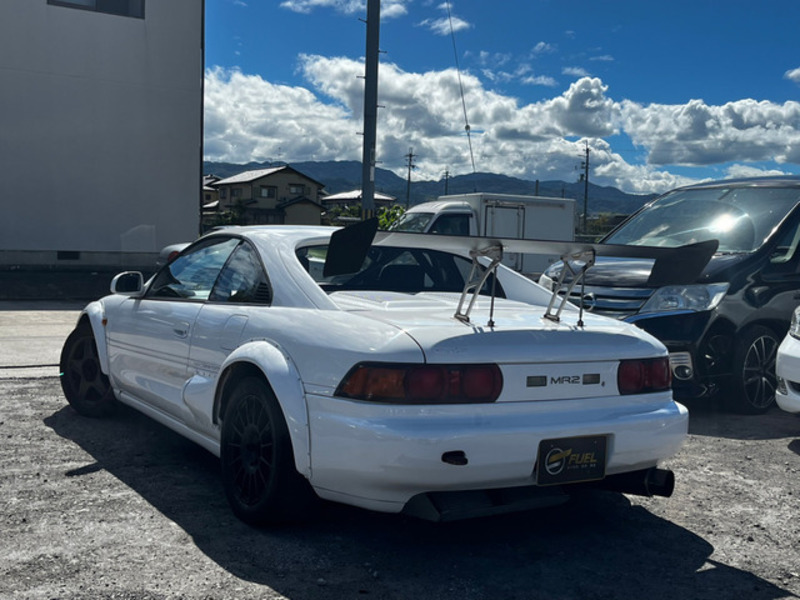 MR2-1