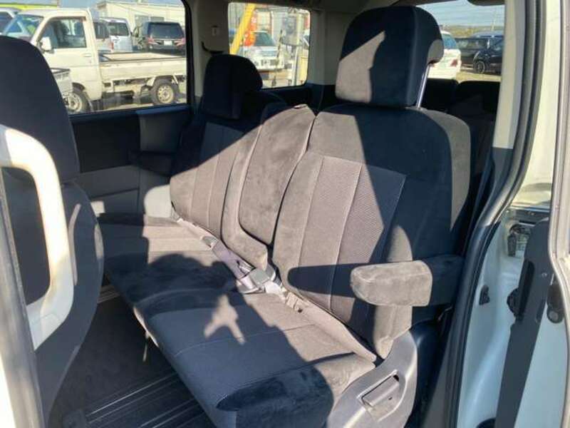 DELICA D5