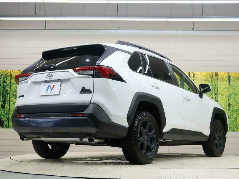 RAV4