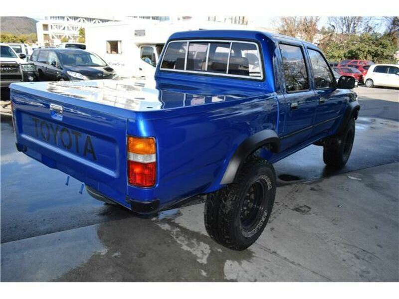 HILUX