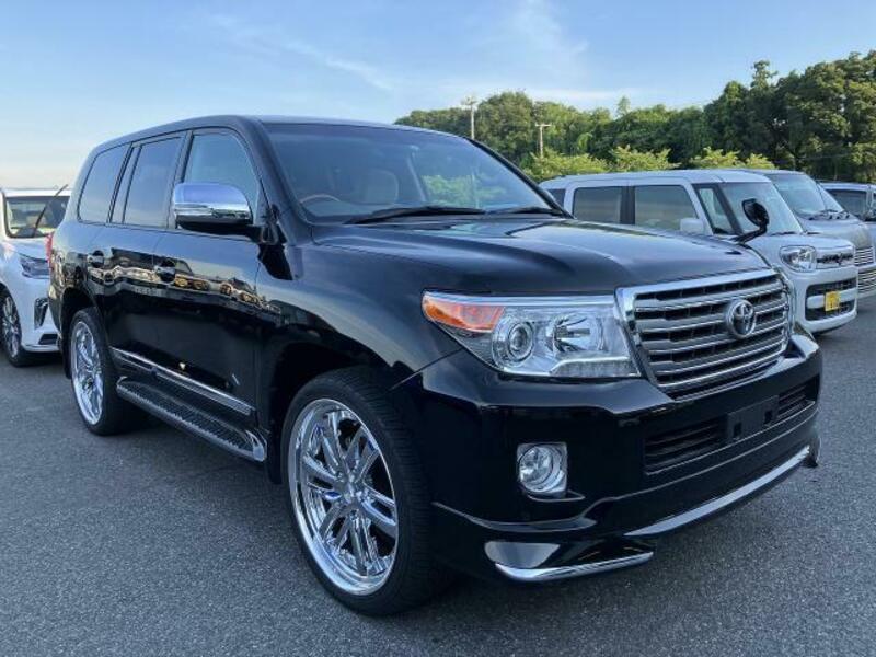 LAND CRUISER-0