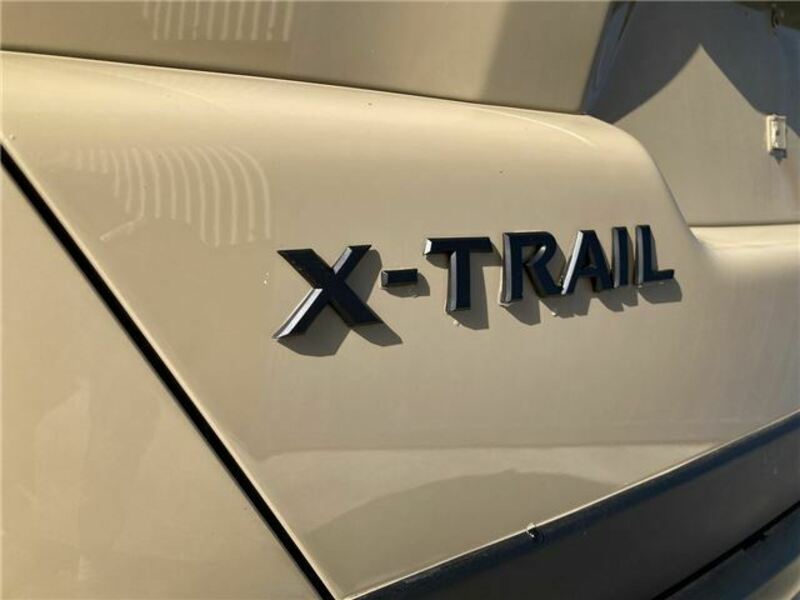 X-TRAIL-18