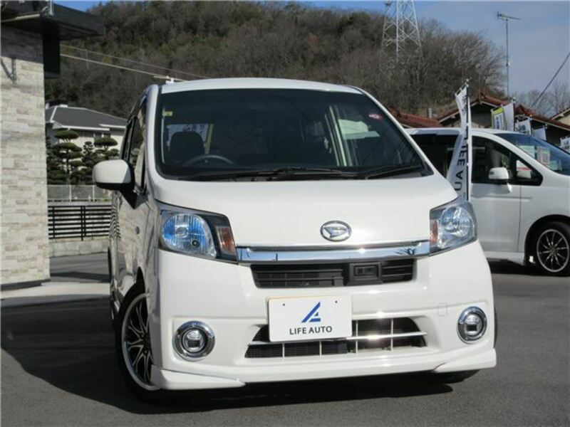 DAIHATSU　MOVE