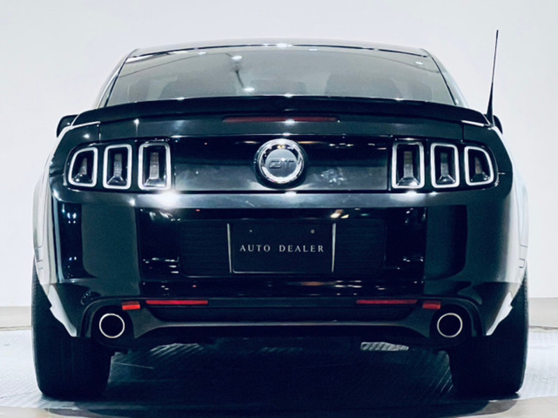 MUSTANG