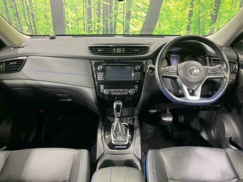 X-TRAIL