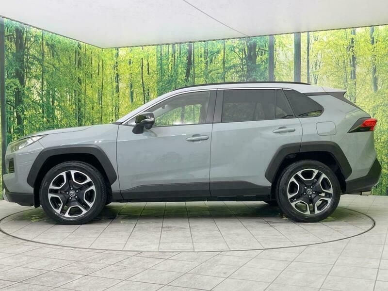 RAV4