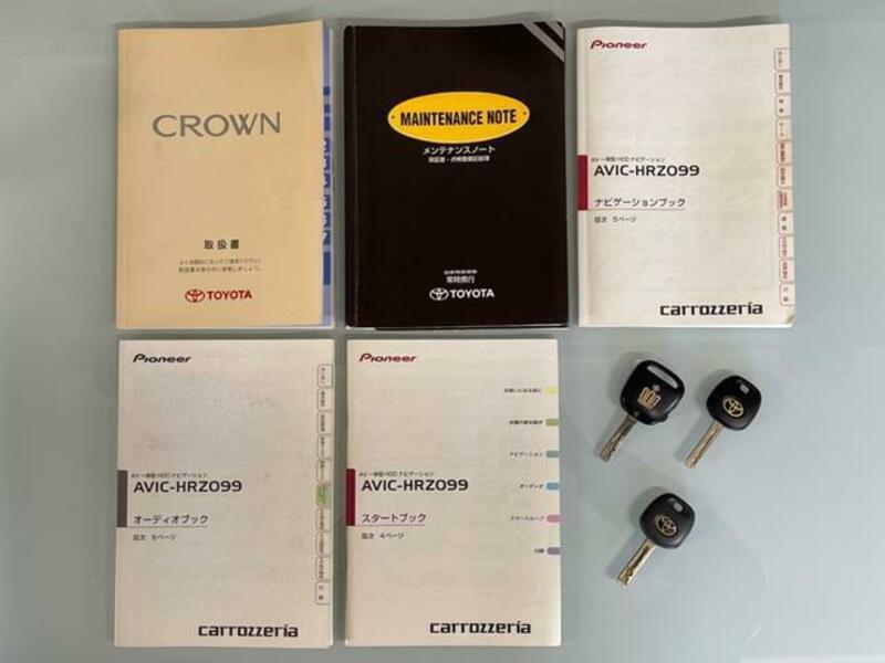 CROWN
