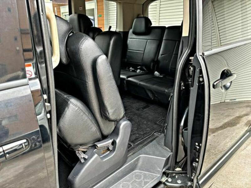 DELICA D5