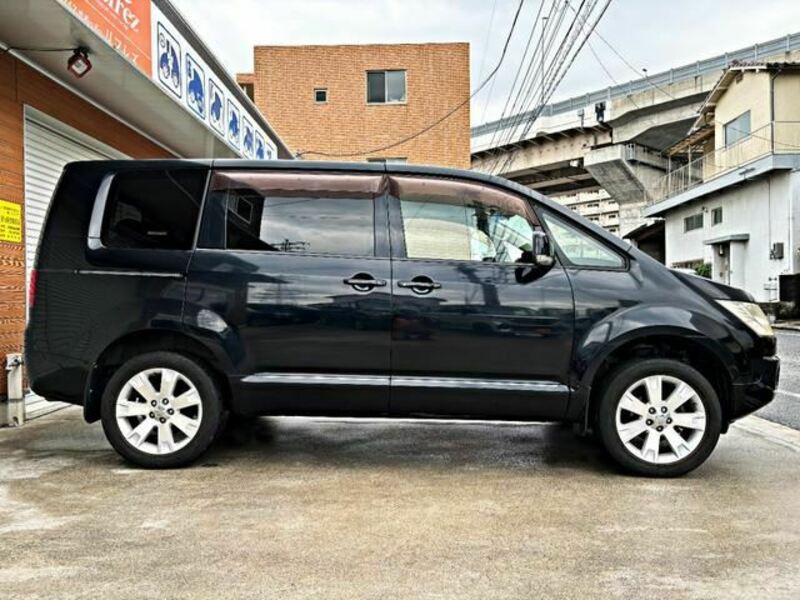 DELICA D5