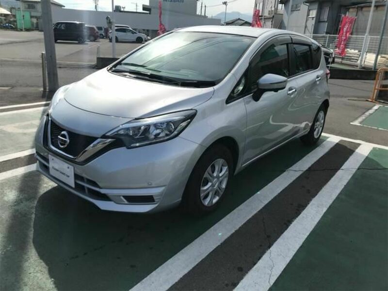 NISSAN　NOTE