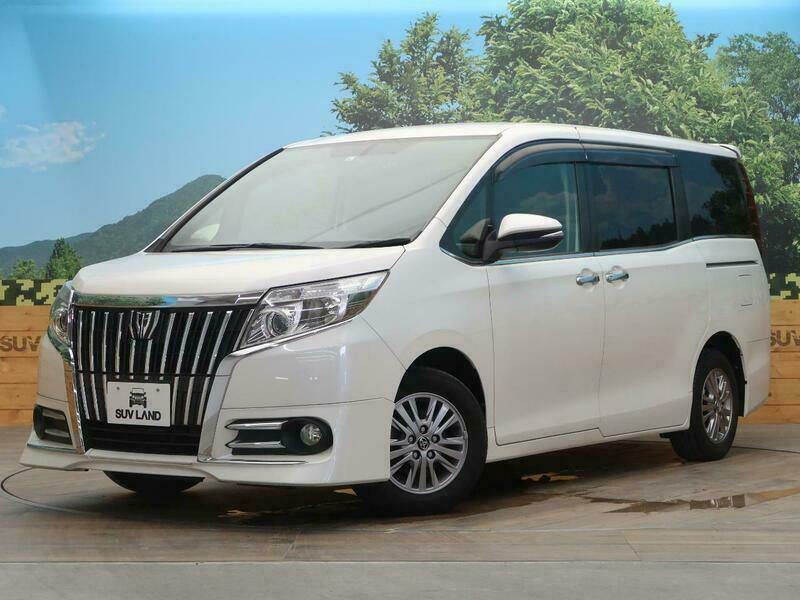 Toyota esquire 2015