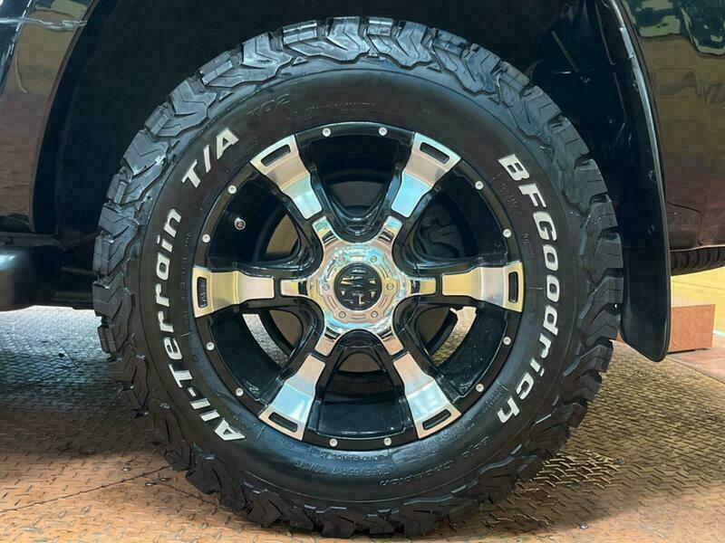 HILUX SURF