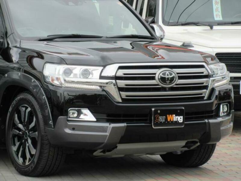 LAND CRUISER