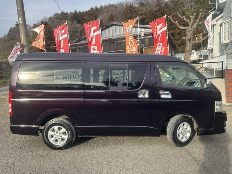 HIACE VAN-17