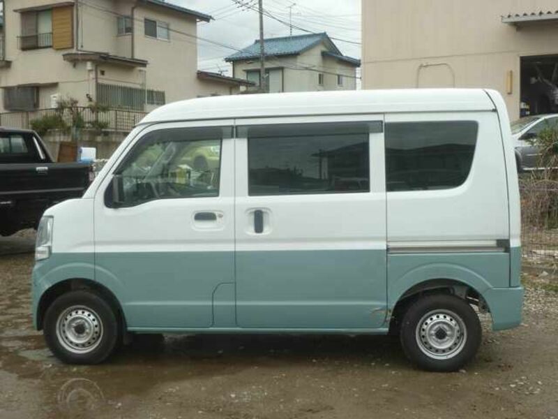 MINICAB VAN-7