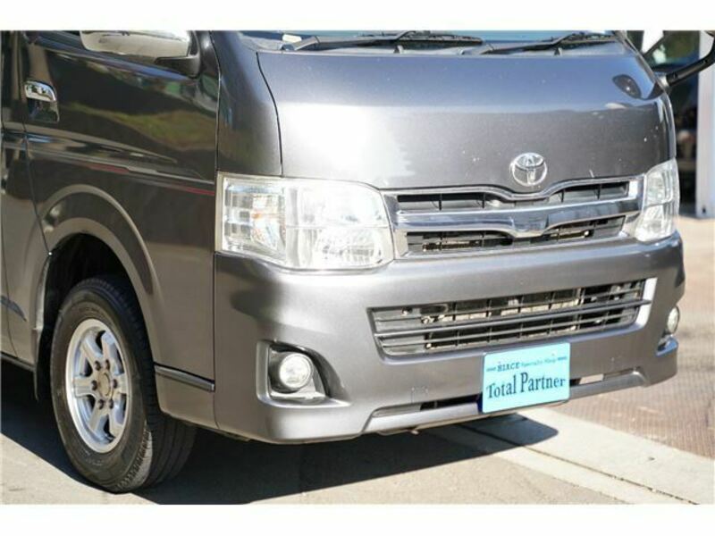 HIACE VAN-12