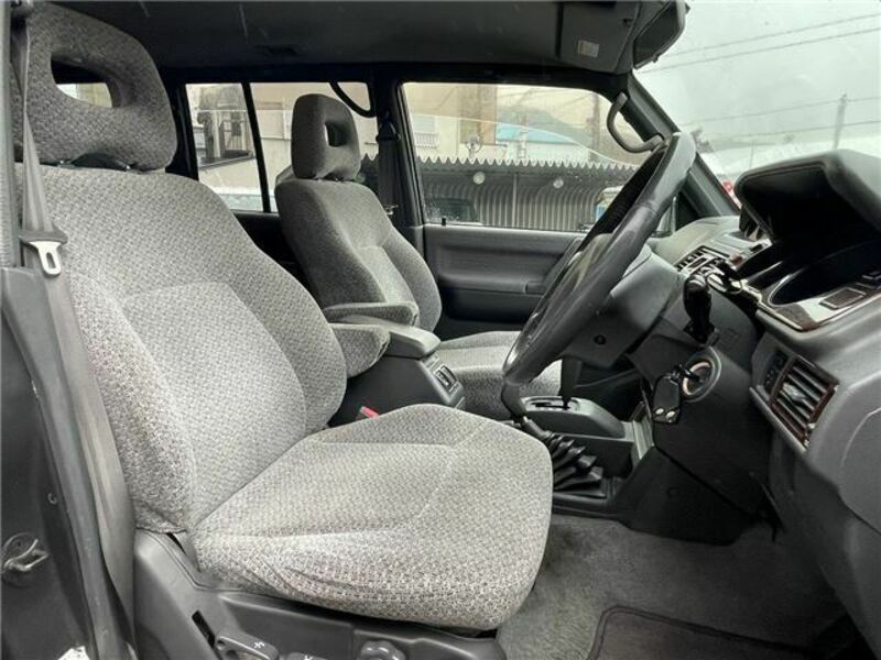 PAJERO-19