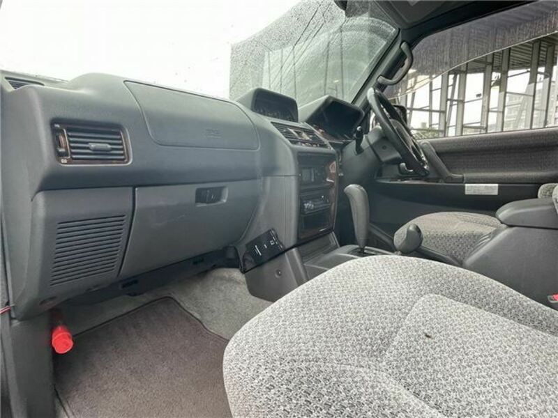 PAJERO-23