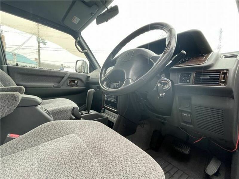 PAJERO-32